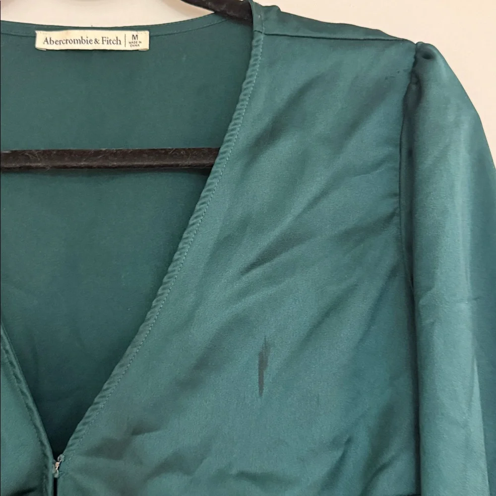 Abercrombie & Fitch Emerald Tie-Front Long Sleeve Blouse